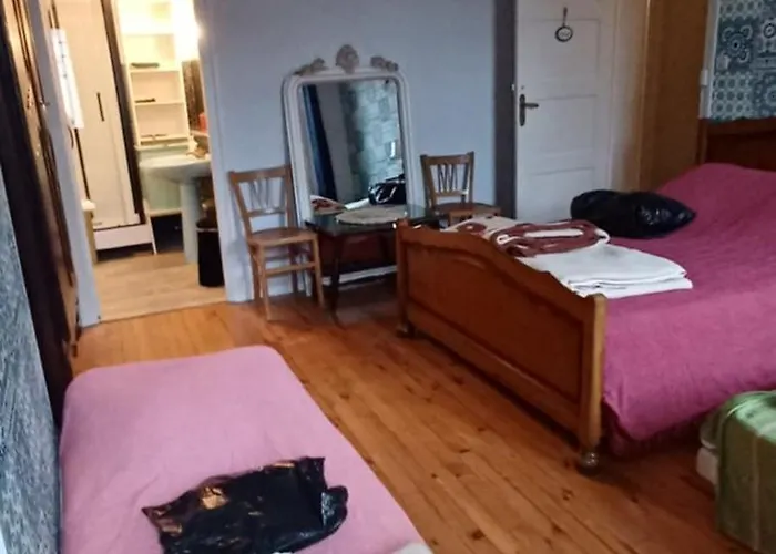 Chez Virginie - Chambre Du Bourg