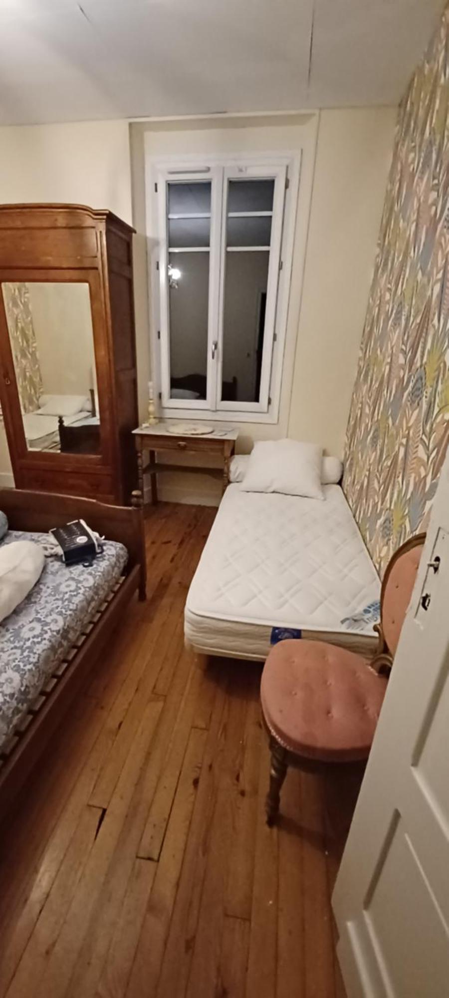 Habitación en casa particular Chez Virginie - Du Bourg *
